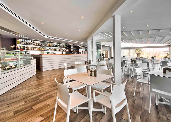 Doubletree By Hilton Malta Hotel St. Paul's Bay