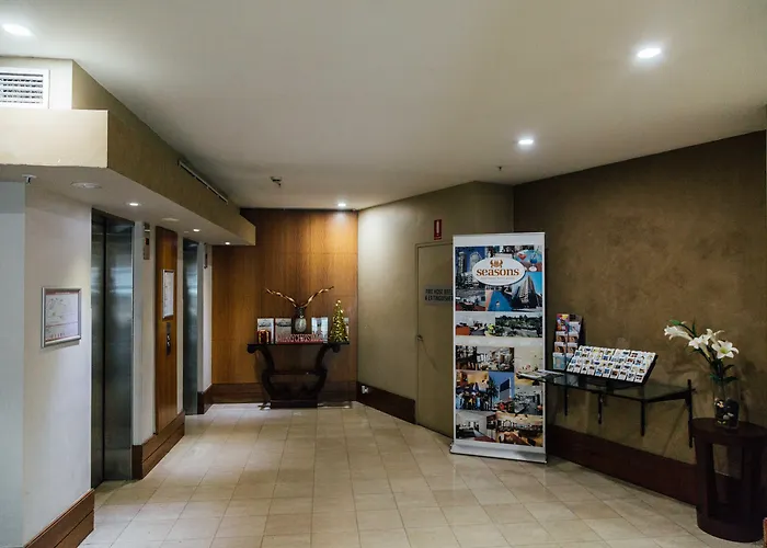 Seasons Darling Harbour Aparthotel Sydney