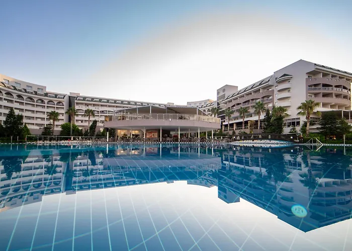 Amelia Beach Resort Hotel Kizilot