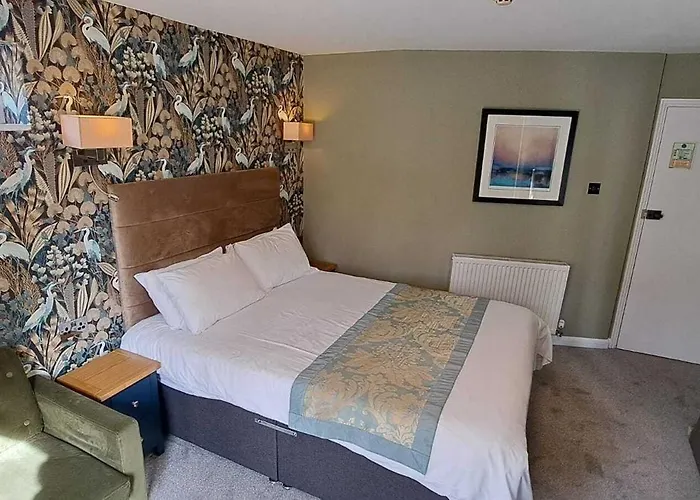 Victoria Park Lodge Leamington Spa