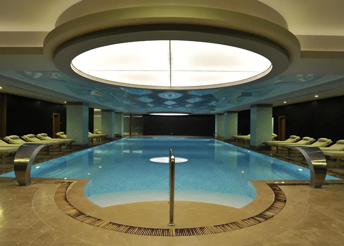 Отель Ramada Plaza Анталья