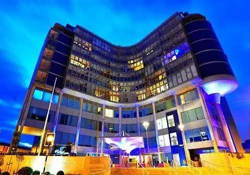 Rafayel Hotel & Spa Londres