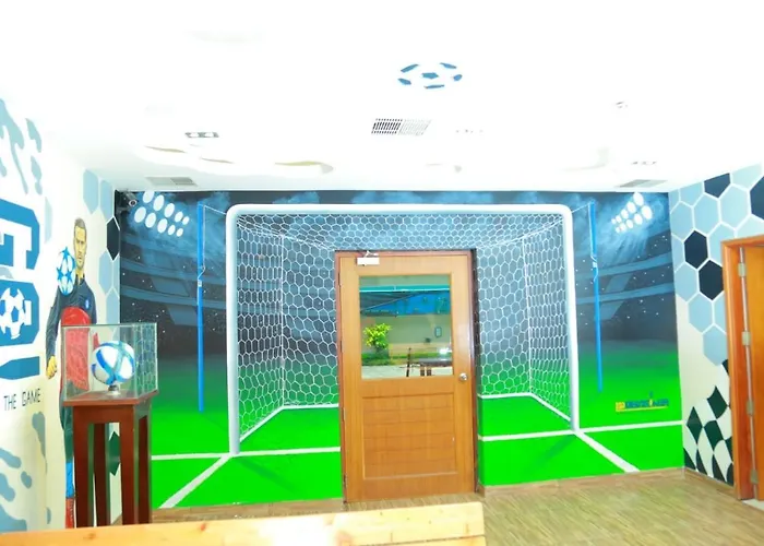 Holiday Vista Thekkady A Premium Hotel Near Periyar Wild Life Sanctuary With Sky View Pool