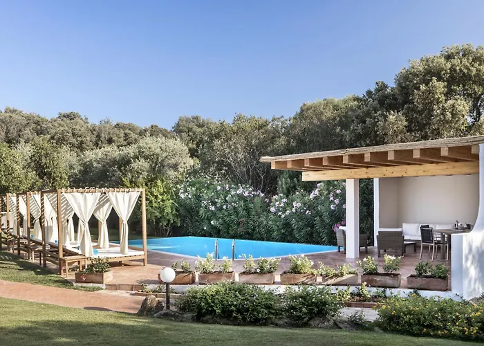 Hotel La Rocca Resort & Spa Baja Sardinia