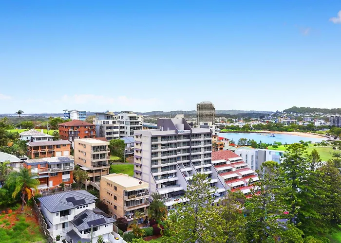 Rainbow Commodore Coolangatta Gold Coast