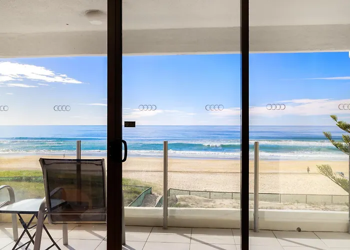 Dorchester On The Beach Gold Coast