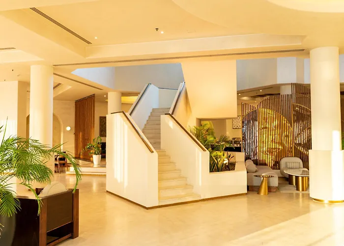Majestic Cove Hotel - Formerly Le Meridien Fairway Dubai
