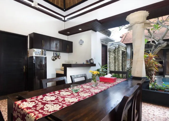 Villa Cantik Tresna Seminyak 