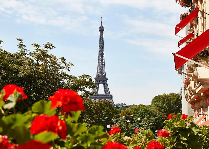 Hotel Plaza Athenee - Dorchester Collection Paris