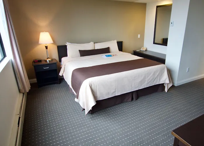 Century Plaza Hotel Vancouver