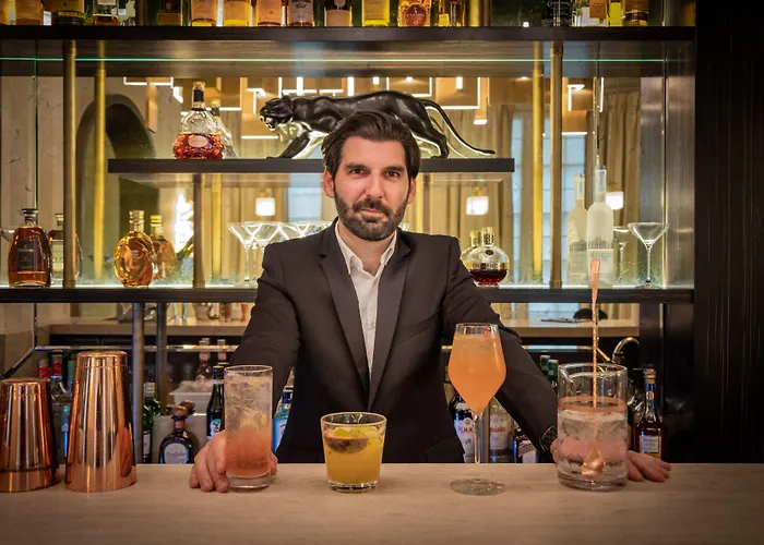 Hotel Elysia By Inwood Hotels Paris