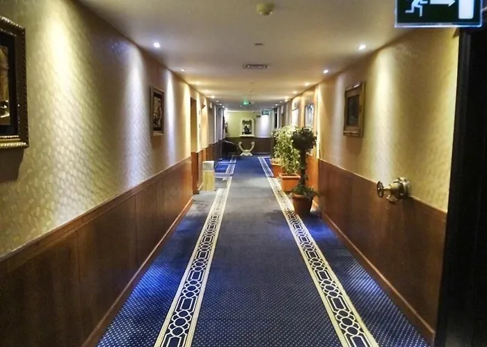 Abjad Crown Hotel Dubai