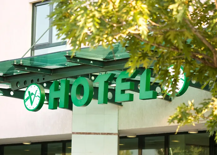 Vitosha Park Hotel - Free Pool & Gym Sofia