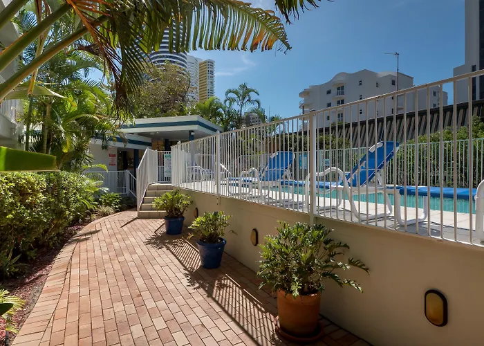 Santa Anne By The Sea Aparthotel Gold Coast