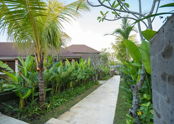 La Berceuse Resort And Villa Nusa Dua By Taritiya Collection