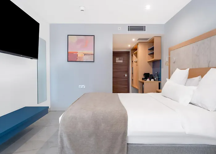 Reef Hotel & Spa Marsalforn