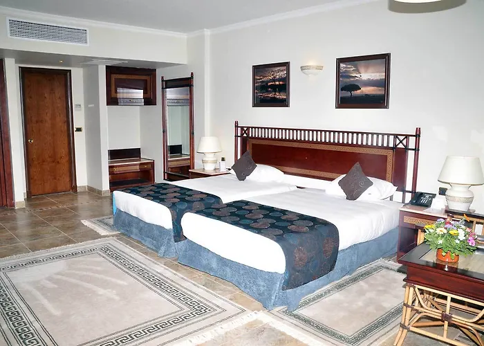 Jolie Ville Kings Island Luxor Hotel